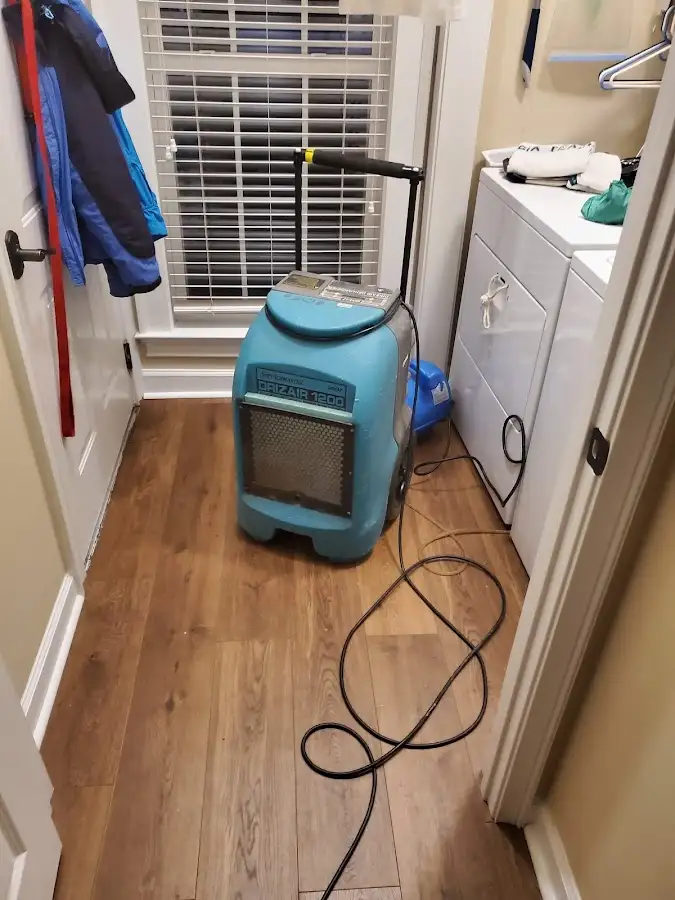 Commercial dehumidifier deployed for Crawl Space Restoration in Placerville